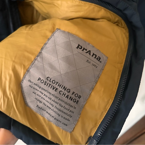 Prana Pinchot Shirt Jacket | Black - Picture 12 of 13